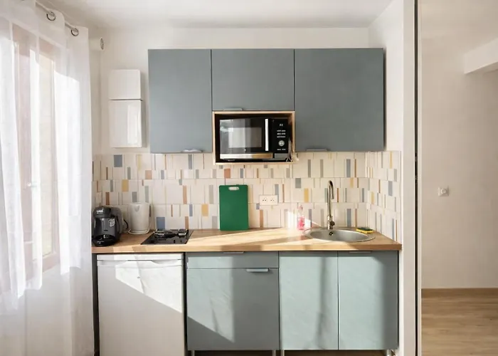 Appartement - Lit Double - Proche Centrex & Disneyland Noisy-le-Grand