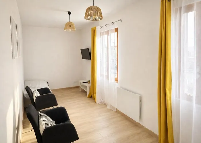 - Lit Double - Proche Centrex & Disneyland Noisy-le-Grand